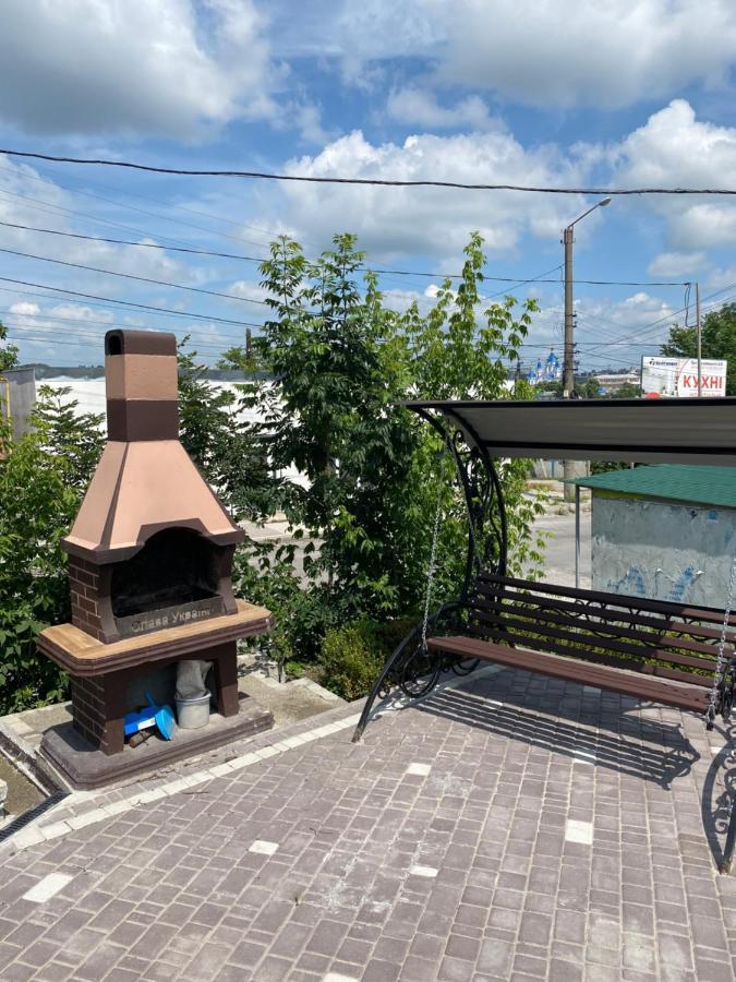 Aparthotel Family Люкс Kamianets-Podilskyi Exterior foto
