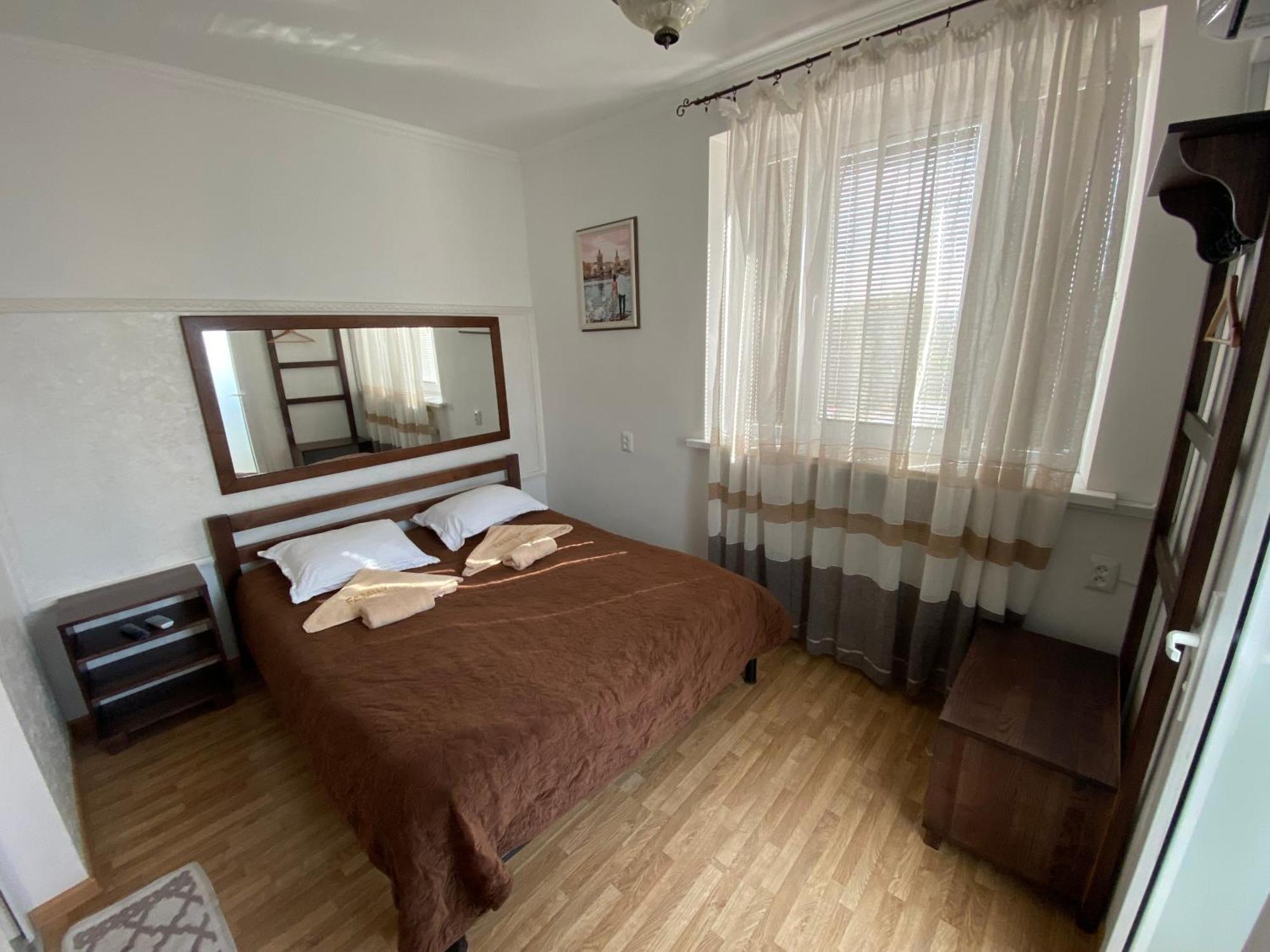 Aparthotel Family Люкс Kamianets-Podilskyi Exterior foto